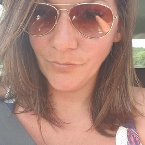 Meet your Posher, Casey